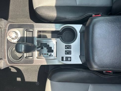 Used 2016 Toyota 4Runner SR5 Premium AWD/4WD image 36