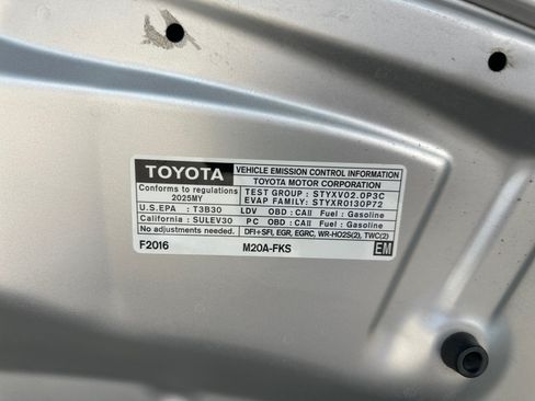 Used 2025 Toyota Corolla SE w/ Convenience Package FWD image 29