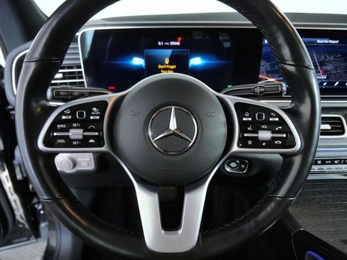 Used 2021 Mercedes-Benz GLS 450 4MATIC image 23