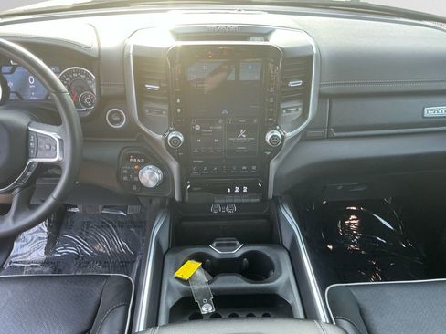 Used 2025 RAM 1500 Laramie AWD/4WD image 11
