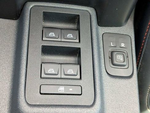 Used 2025 Ford Bronco Raptor AWD/4WD image 28
