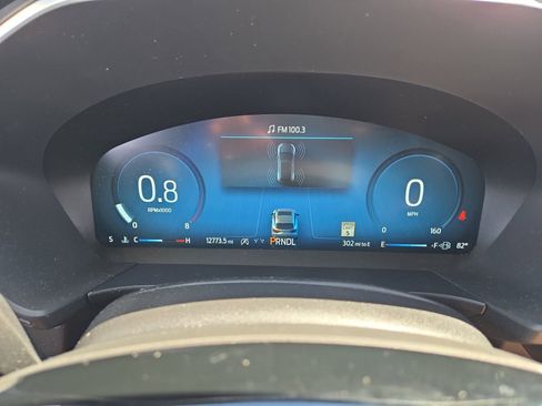 Used 2023 Ford Escape Platinum AWD/4WD image 16