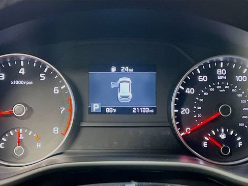 Used 2022 Kia Sportage Nightfall Edition FWD image 12