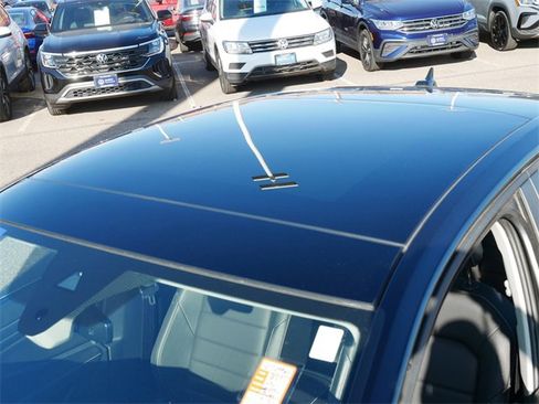 Certified 2024 Volkswagen Jetta SE image 11