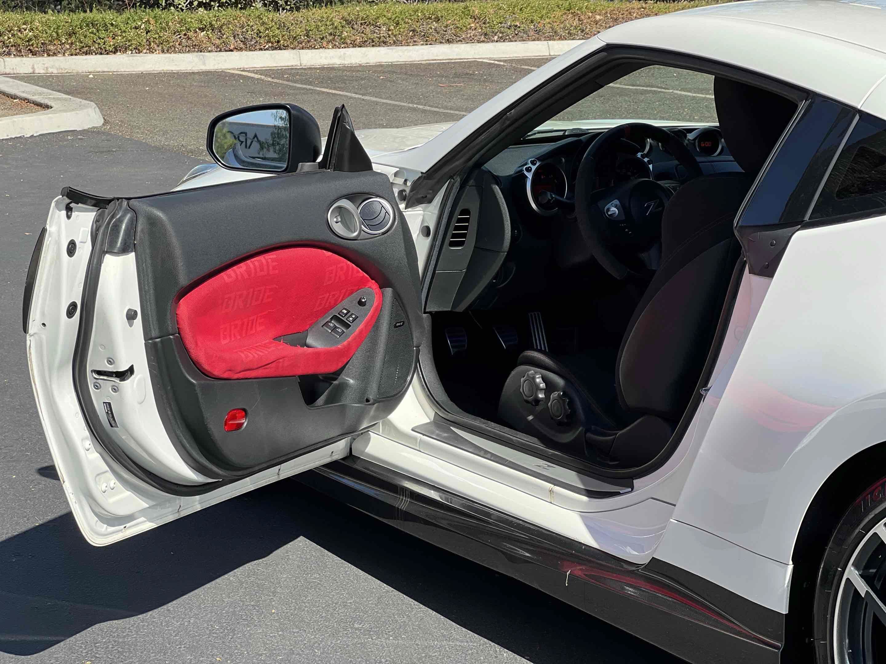 Used 2014 Nissan 370Z NISMO w/ Bose Package RWD image 24