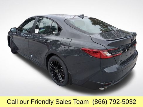 New 2026 Toyota Camry SE w/ Convenience Package FWD image 3