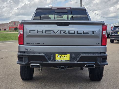 Used 2022 Chevrolet Silverado 1500 LT Trail Boss w/ Convenience Package II AWD/4WD image 5