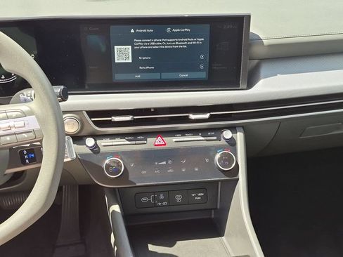 Used 2025 Hyundai Sonata SEL FWD image 19