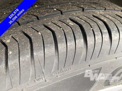 Used 2023 Buick Envision Essence image 18