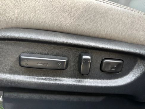 Used 2017 Honda Accord EX-L image 17