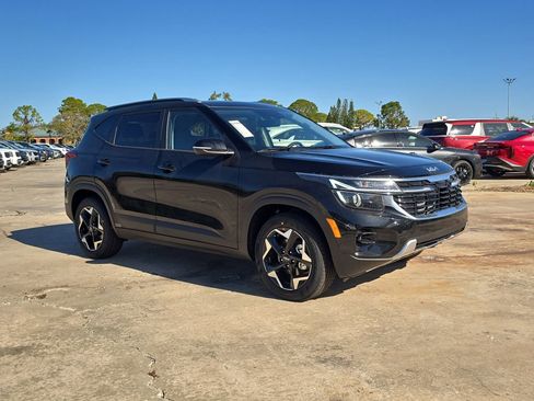 New 2026 Kia Seltos S image 2