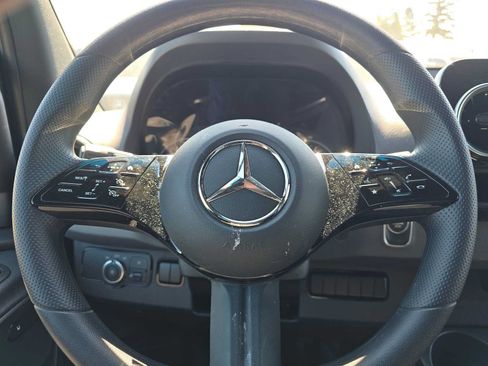 Used 2025 Mercedes-Benz Sprinter 2500 image 27