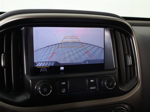 Used 2022 Chevrolet Colorado Z71 RWD image 6