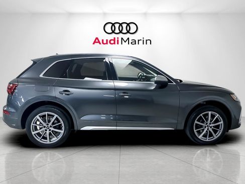 Used 2023 Audi SQ5 Premium Plus w/ Premium Plus Package image 6