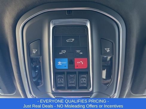 New 2025 Jeep Grand Cherokee L Summit w/ Rear Seat Video Group I image 22