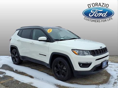 Used 2019 Jeep Compass Altitude image 1