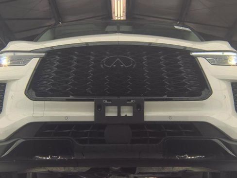 Certified 2023 INFINITI QX60 Luxe w/ Cargo Package image 3