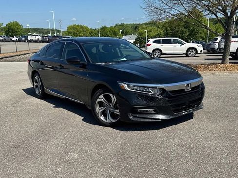 Used 2019 Honda Accord EX image 2