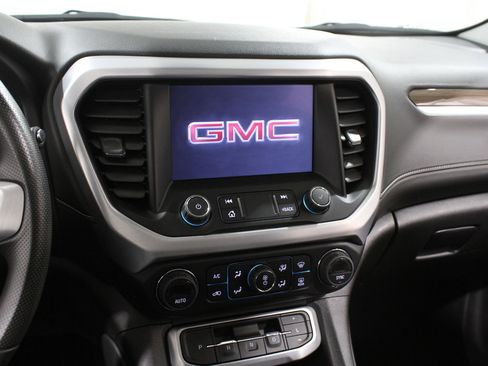 Used 2023 GMC Acadia SLE w/ Driver Convenience Package image 9