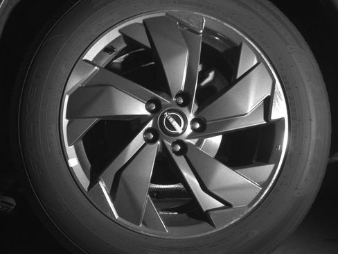 Used 2025 Nissan Rogue SV FWD image 14