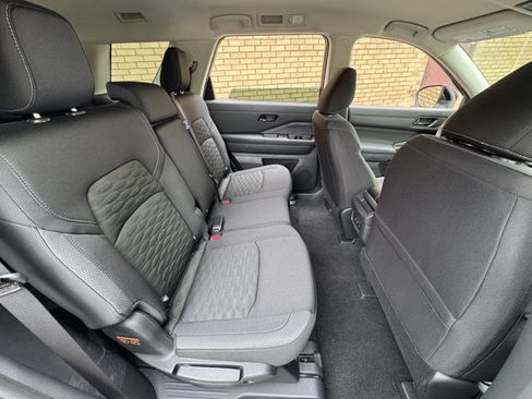 New 2026 Nissan Pathfinder S AWD/4WD image 9