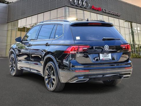 Used 2021 Volkswagen Tiguan SE R-Line FWD image 2
