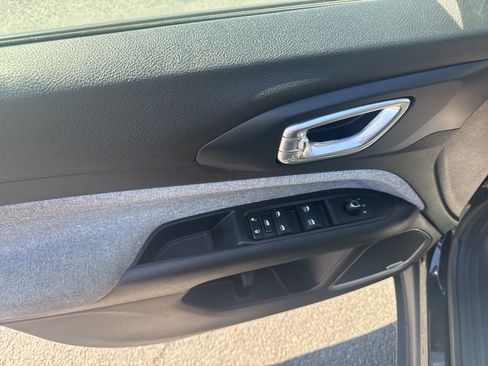 Used 2022 Jeep Compass Latitude w/ Sun and Sound Group image 15