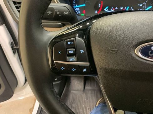 Used 2022 Ford Escape SE w/ Convenience Package image 31