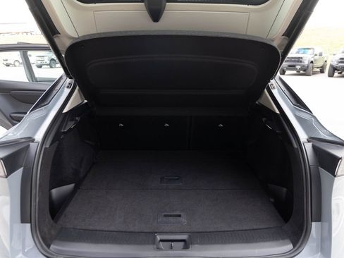 Used 2024 Nissan Ariya AWD image 19