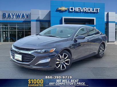 Used 2025 Chevrolet Malibu RS