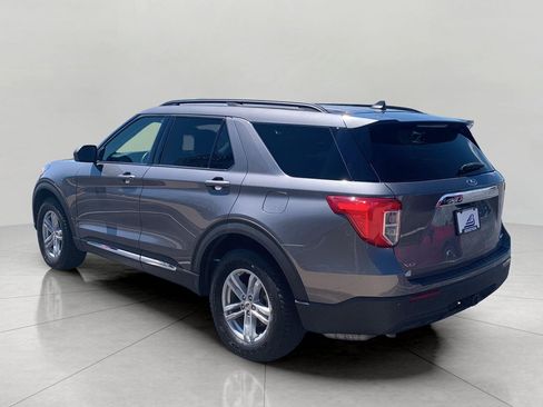 Used 2022 Ford Explorer XLT w/ Class IV Trailer Tow Package AWD/4WD image 5