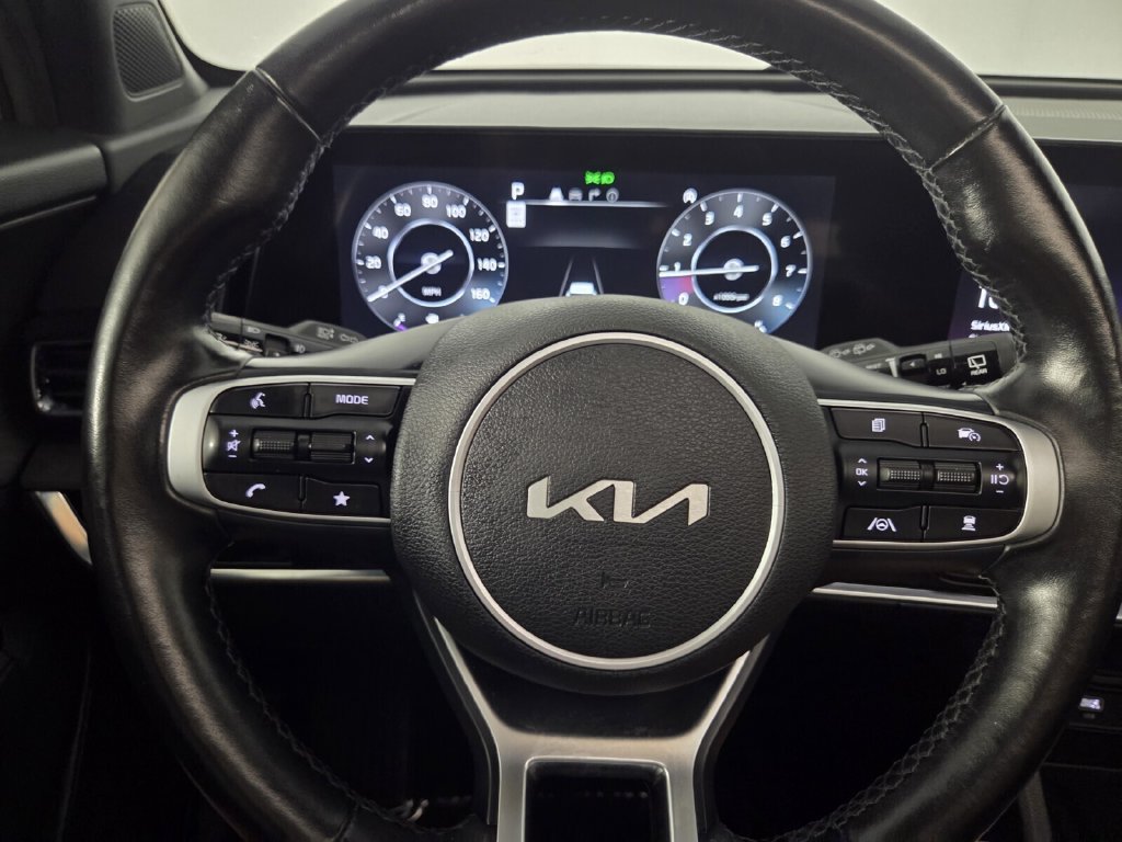 Used 2023 Kia Sportage X-Pro AWD/4WD image 16