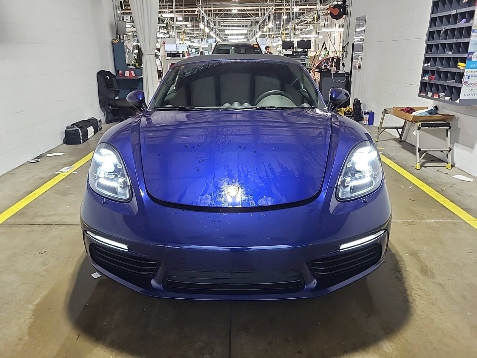 Used 2021 Porsche 718 Boxster S RWD image 2