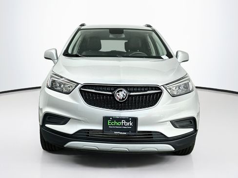 Used 2020 Buick Encore Preferred AWD/4WD image 2