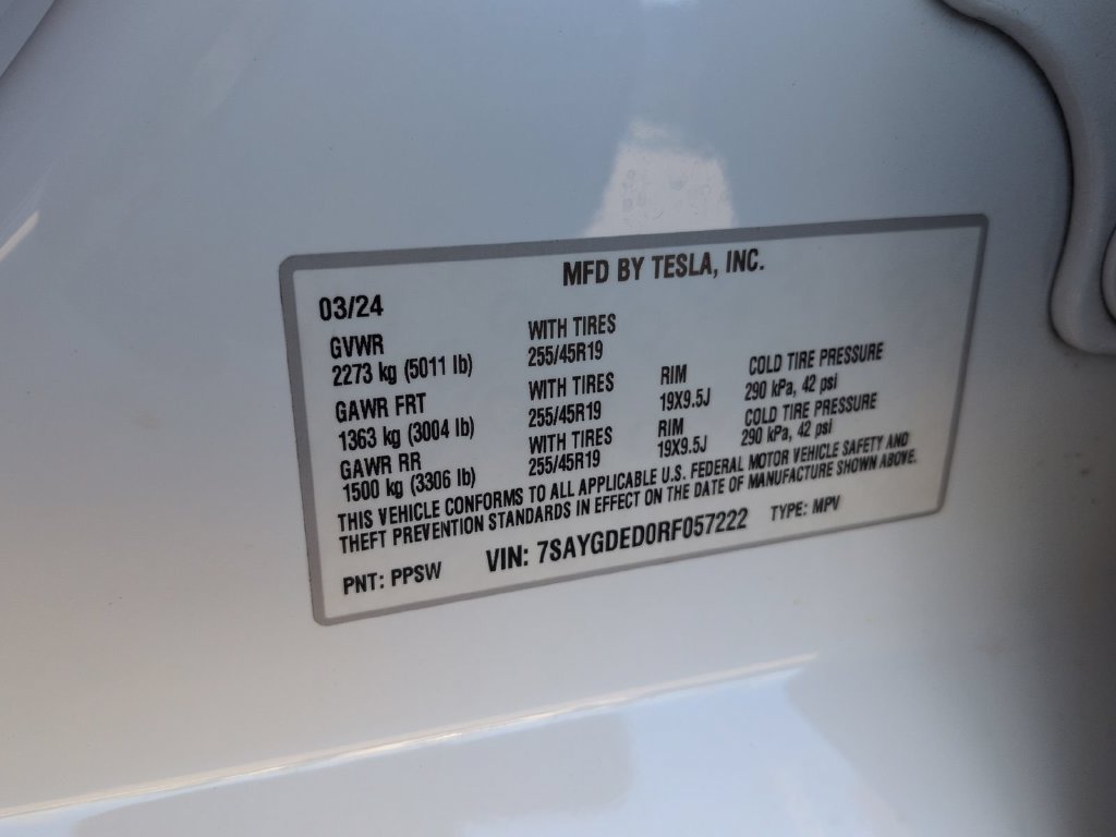 Used 2024 Tesla Model Y Long Range RWD image 47