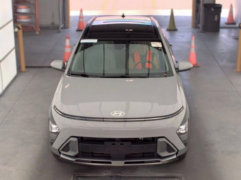 Used 2024 Hyundai Kona Limited AWD/4WD image 2