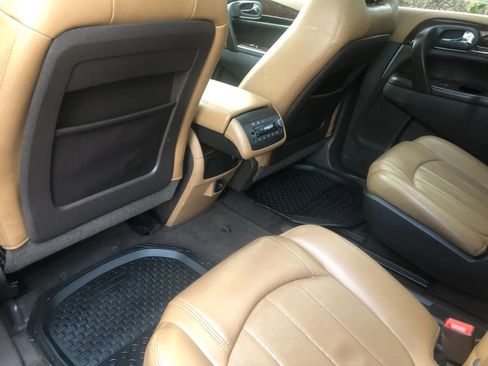 Used 2017 Buick Enclave Leather image 19