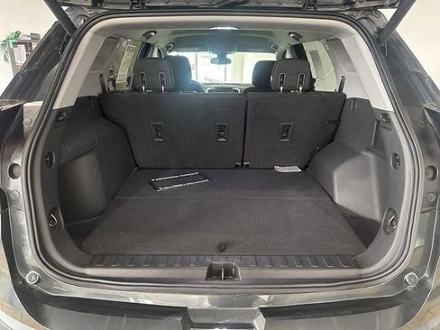 Used 2020 GMC Terrain SLE w/ Driver Convenience Package image 45