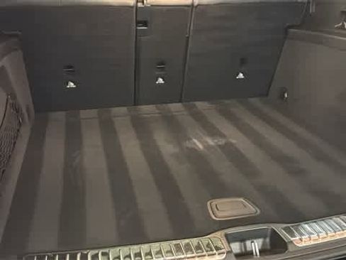 Certified 2025 Mercedes-Benz GLE 53 AMG 4MATIC image 32