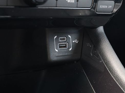 Used 2025 Jeep Compass Latitude AWD/4WD image 22