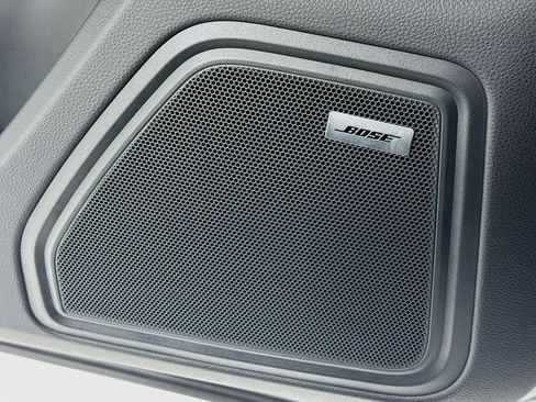 New 2026 Porsche Macan S image 12