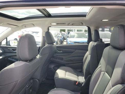 Certified 2025 Subaru Ascent Onyx Edition w/ Onyx Package AWD/4WD image 10