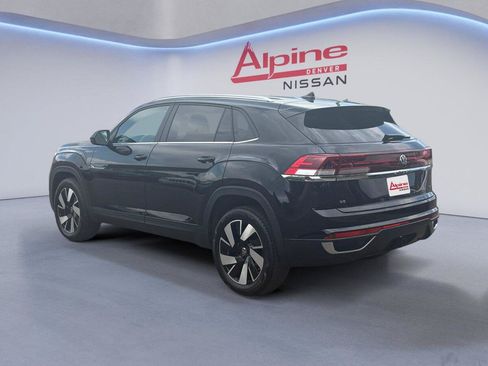 Used 2025 Volkswagen Atlas Cross Sport SE AWD/4WD image 3