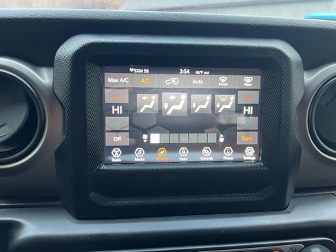 Used 2021 Jeep Wrangler Unlimited Sport image 25