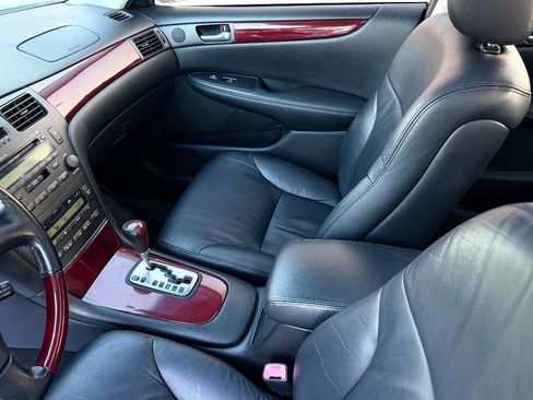 Used 2004 Lexus ES 330 image 13