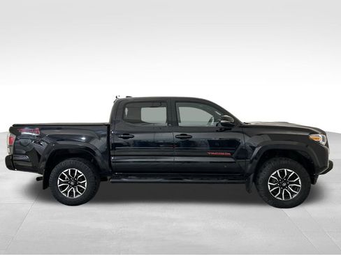 Used 2020 Toyota Tacoma TRD Sport w/ Technology Package image 8