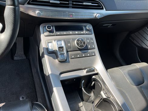 Used 2020 Hyundai Palisade Limited image 13