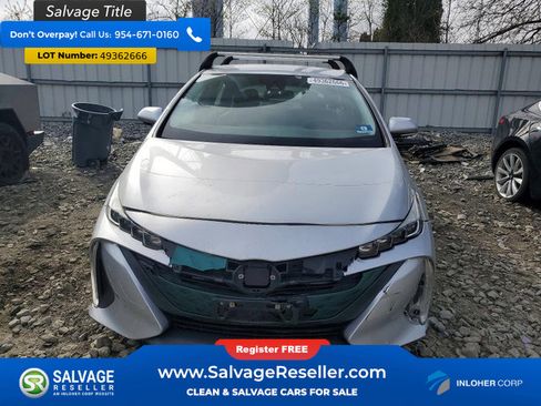 Used 2017 Toyota Prius Prime Plus FWD image 7