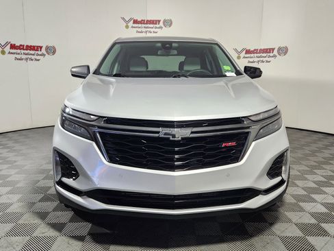 Used 2022 Chevrolet Equinox LS w/ LS Convenience Package image 2