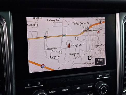 Used 2017 Porsche Macan GTS image 17